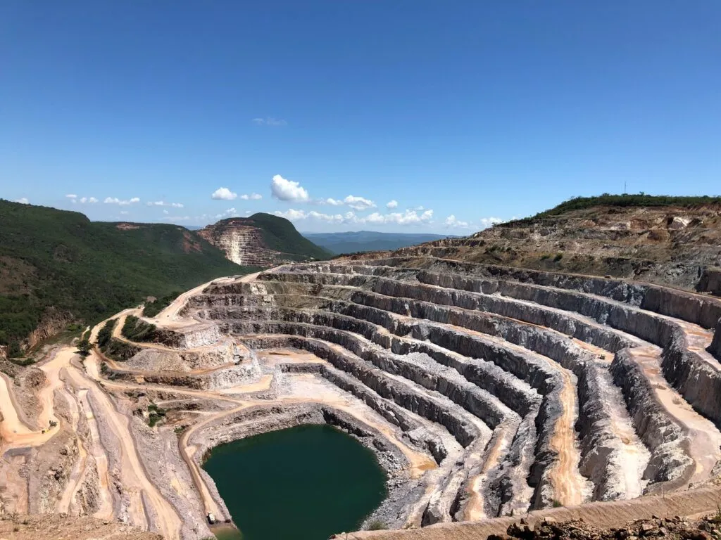 RHI Magnesita amplia ações socioambientais e anuncia fornecimento de água para comunidades Brumado