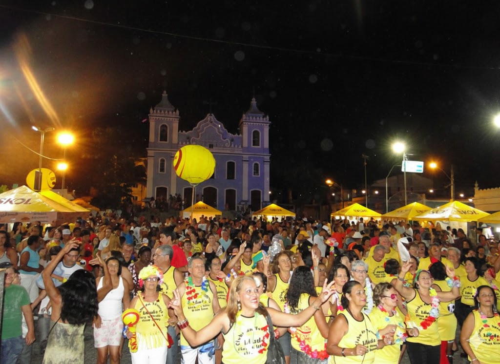 Carnaval de Brumado 2026: Prefeito Fabrício Abrantes garante investimento histórico de R$ 3,9 milhões