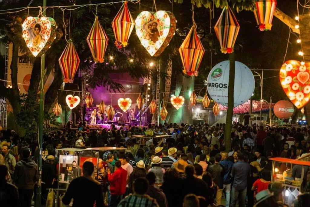 Prefeitos baianos firmam pacto para limitar cachês no São João 2026