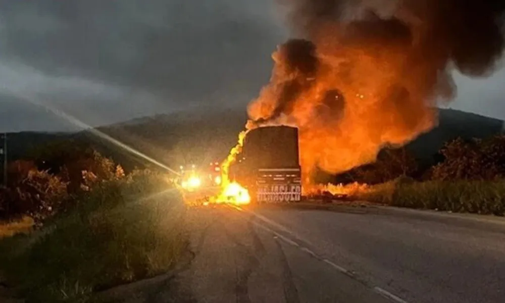 Conquista: Peritos identificam corpo carbonizado em acidente na Serra dos Pombos