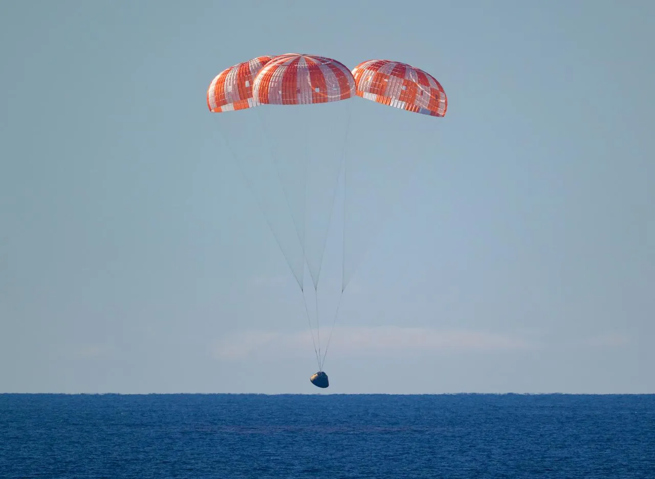 Histórico: Cápsula Orion retorna à Terra e encerra missão Artemis II com sucesso
