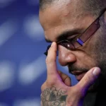 Daniel Alves foi absolvido após acusações de dezembro de 2022, em caso que gerou repercussão internacional (Foto: Pau Barrena/AFP).
