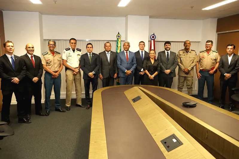 Governador Jerônimo Rodrigues anuncia nova liderança nas Forças de Segurança da Bahia