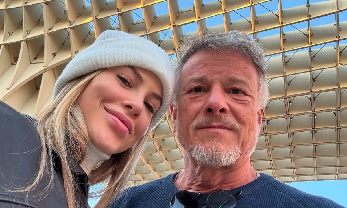 Saory Cardoso e Marcello Novaes em momento juntos antes do término polêmico que chamou a atenção nas redes sociais.