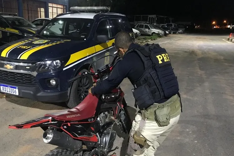 PRF recupera motocicletas com adulterações na BR-242