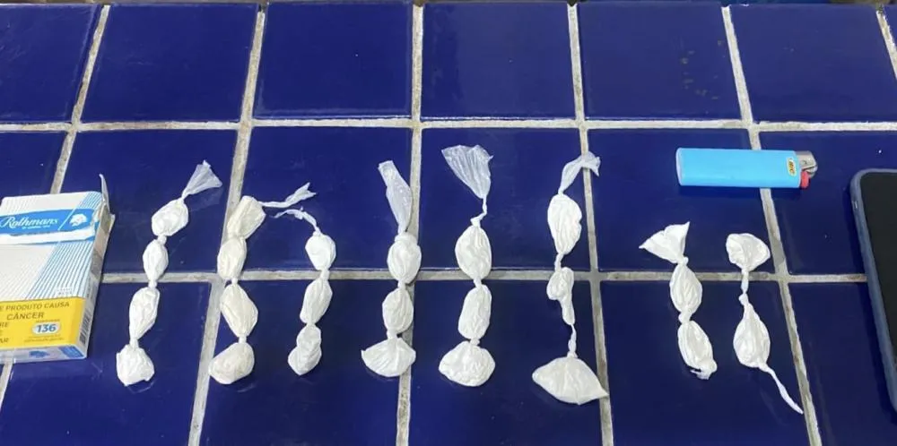Polícia Militar apreende drogas no Bairro Passa Quatro em Livramento