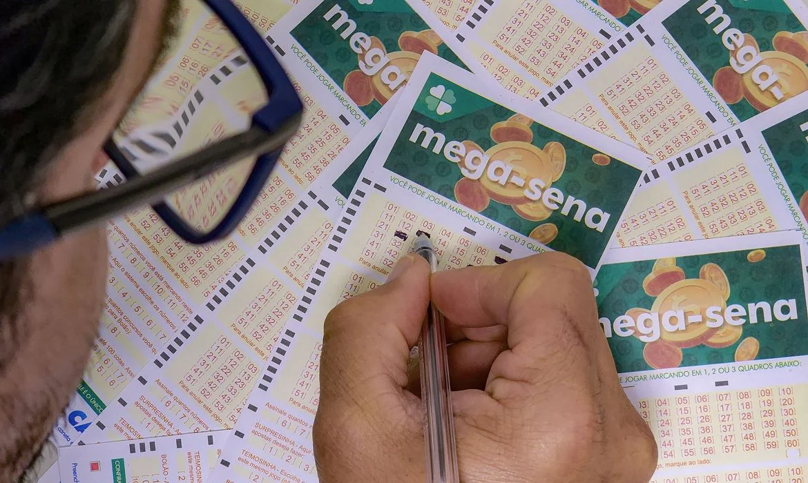 Mega-Sena pode pagar R$ 7,5 milhões hoje; saiba como apostar