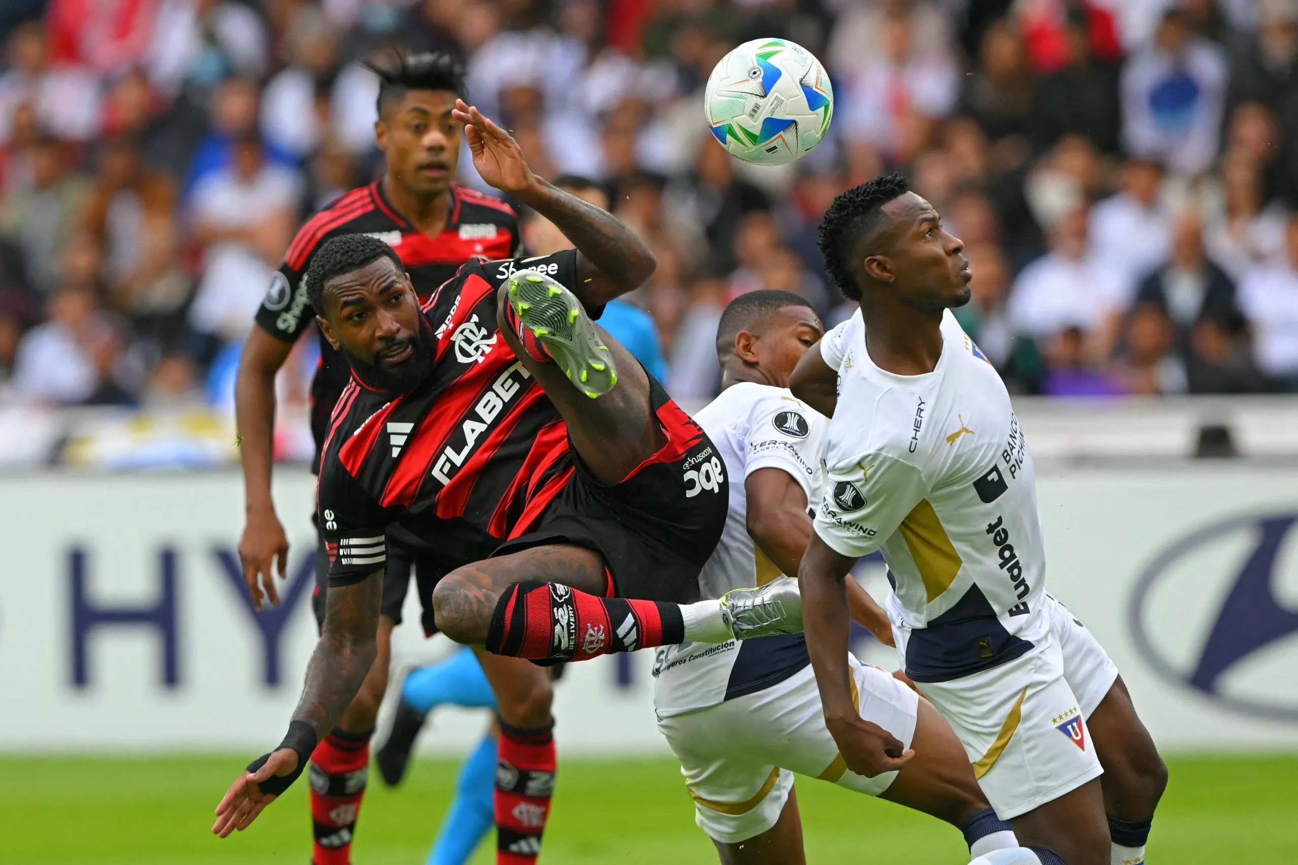 Resultado do jogo do Flamengo: Vitória sobre a LDU no Maracanã