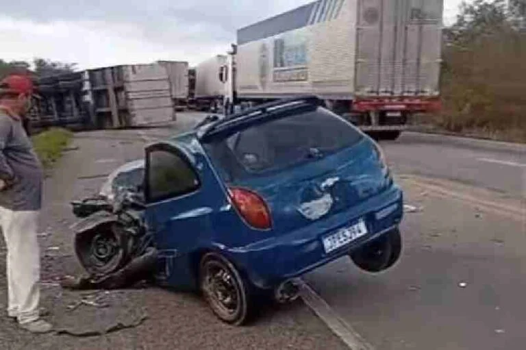 Tragédia na BR-116: Colisão Fatal Entre Carro e Carreta Deixa Uma Vítima na Região Sudoeste da Bahia