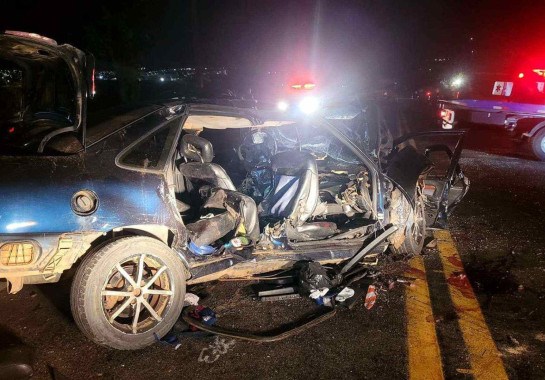 Criança de 12 anos sobrevive a acidente que matou oito na BR-146, em Minas Gerais